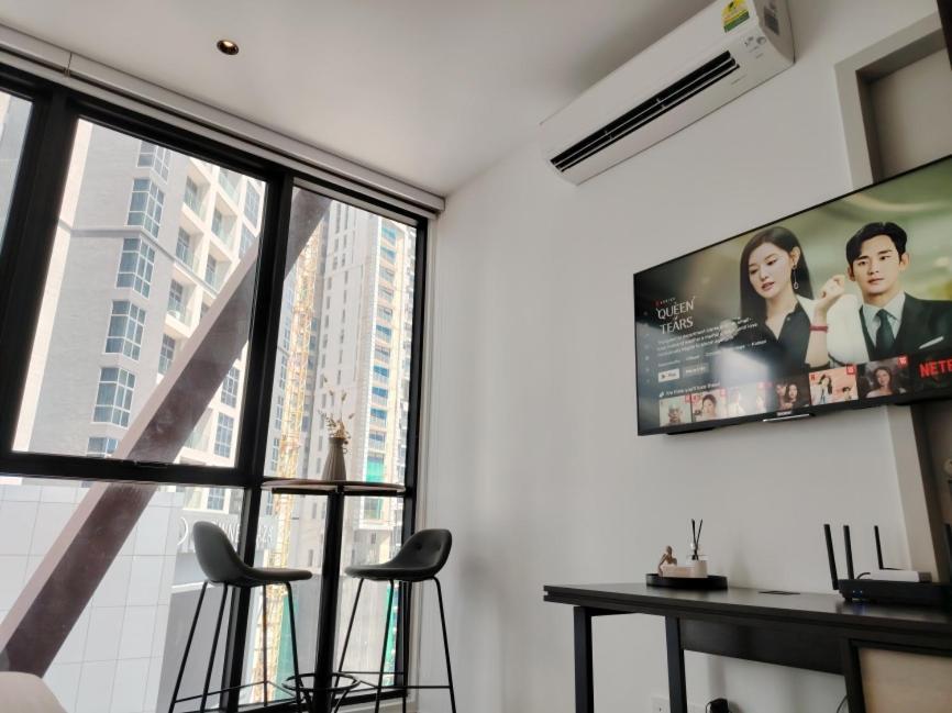 Scarletz Suites Klcc By Deko Retreat Kuala Lumpur Quarto foto