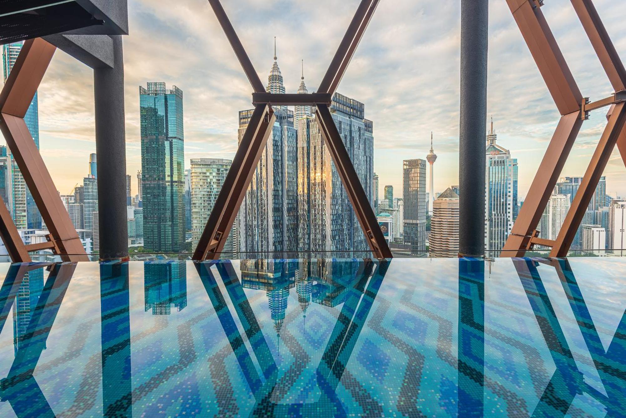 Scarletz Suites Klcc By Deko Retreat Kuala Lumpur Exterior foto